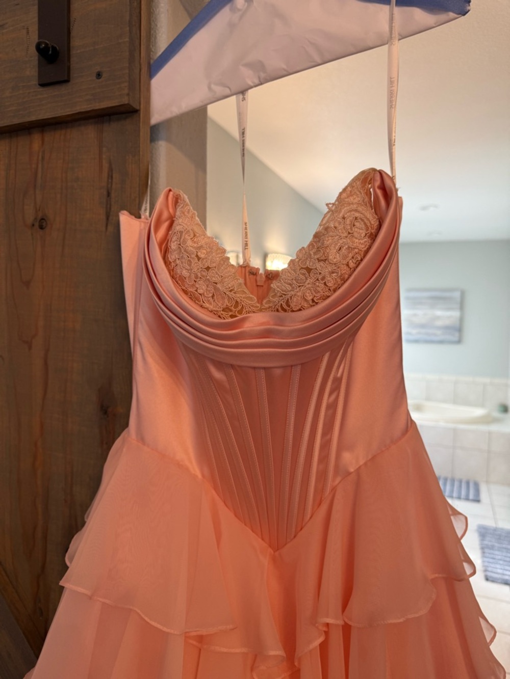 Sherri Hill Peach-Pink Strapless Layered Ruffle Gown Size 4 - Picture 5 of 6
